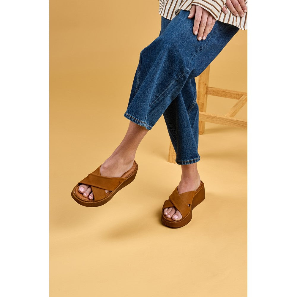 Ladies Heeled Sandals Tan Hush Puppies Bobbi Wedge Sandal