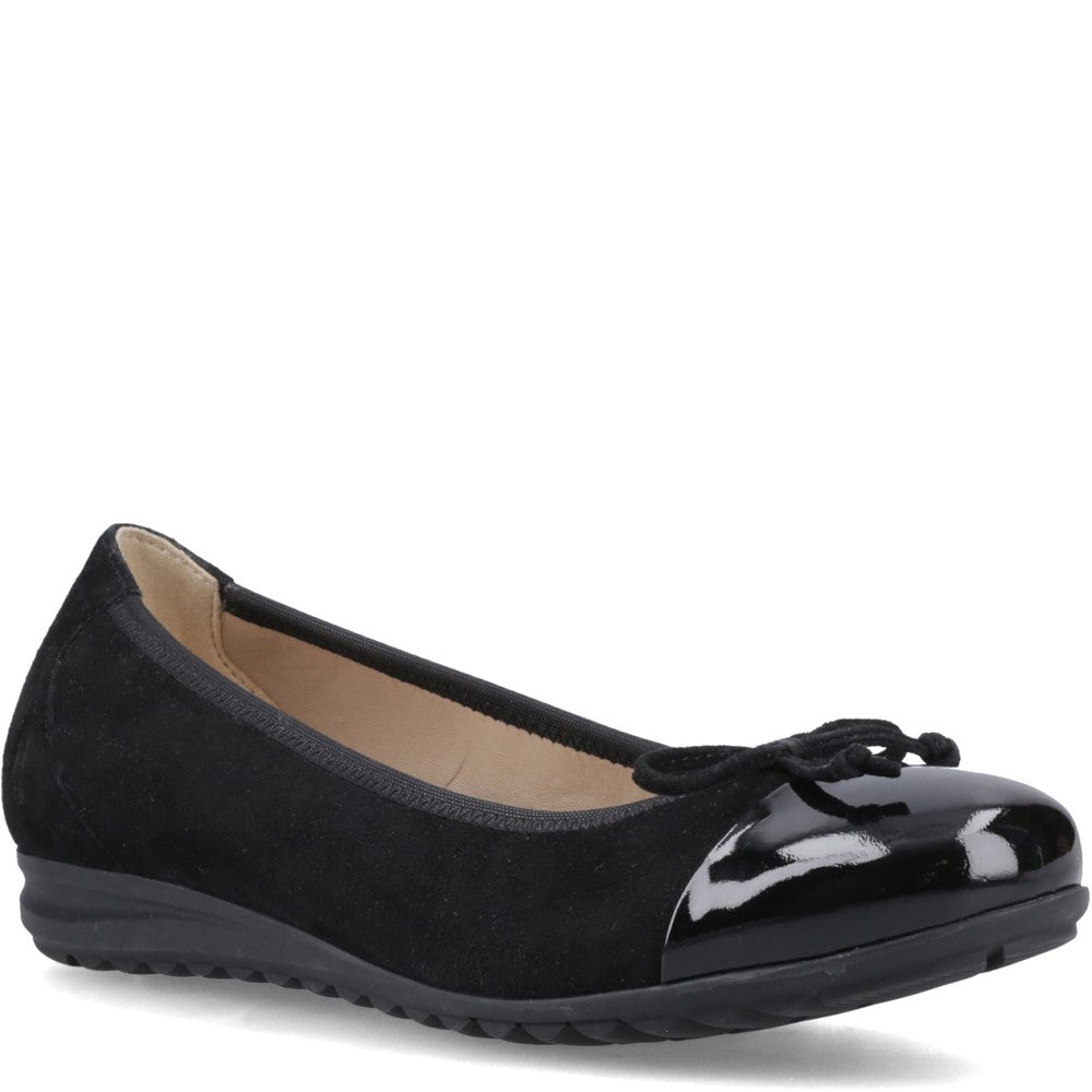 Ballerinas Black Hush Puppies Laurie Toe Cap Ballerina
