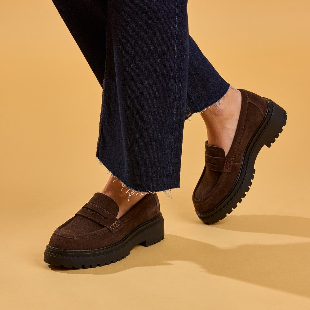 Slip On Ladies Shoes Chocolate Hush Puppies Odessa Loafer