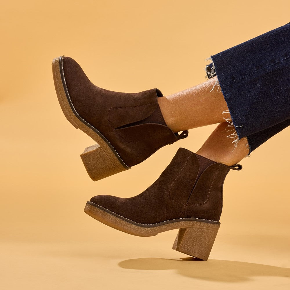 Ladies Ankle Boots Chocolate Hush Puppies Felicia Chelsea Boot