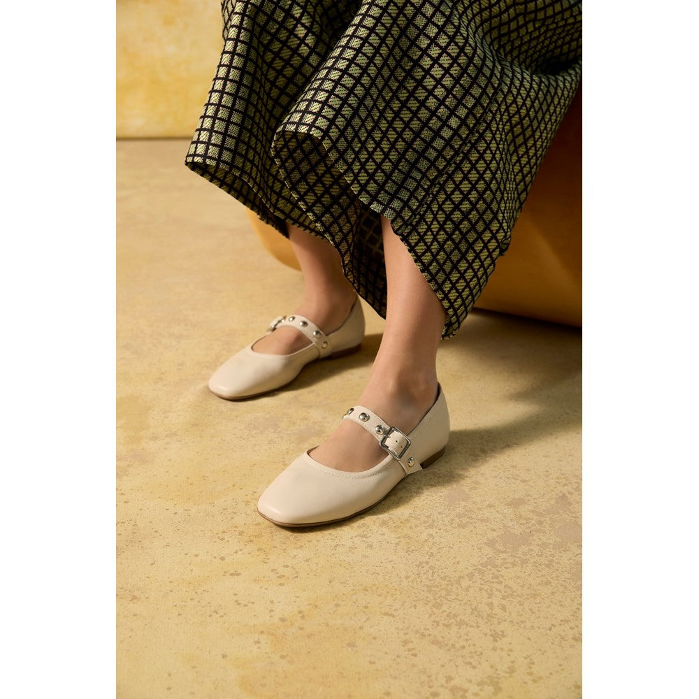 Ballerinas Ivory Hush Puppies Charlene Stud Ballerina