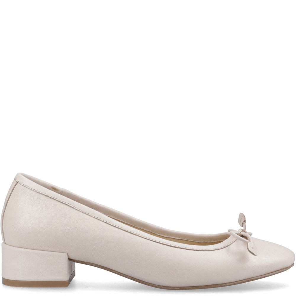 Ladies Heeled Sandals Ivory Hush Puppies Silvia Low Heel Sandal