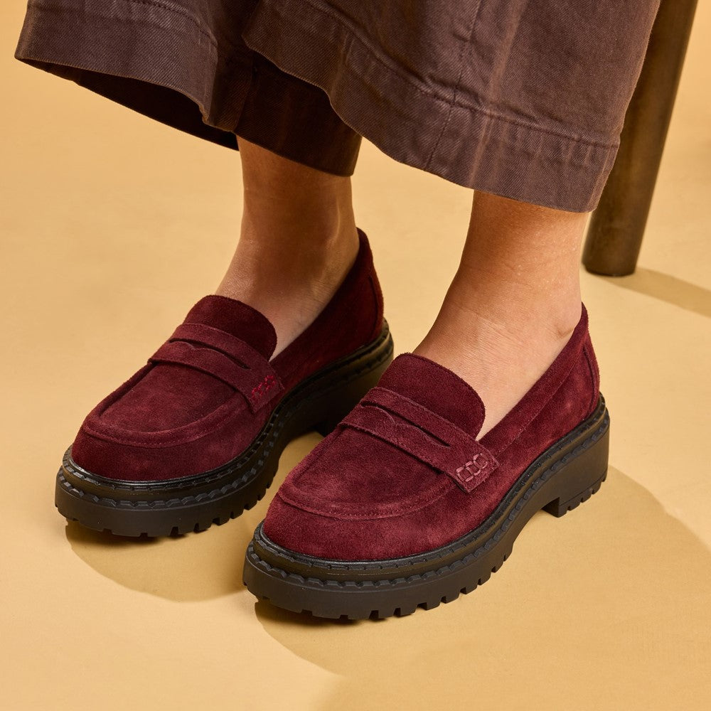 Slip On Ladies Shoes Bordo Hush Puppies Odessa Loafer