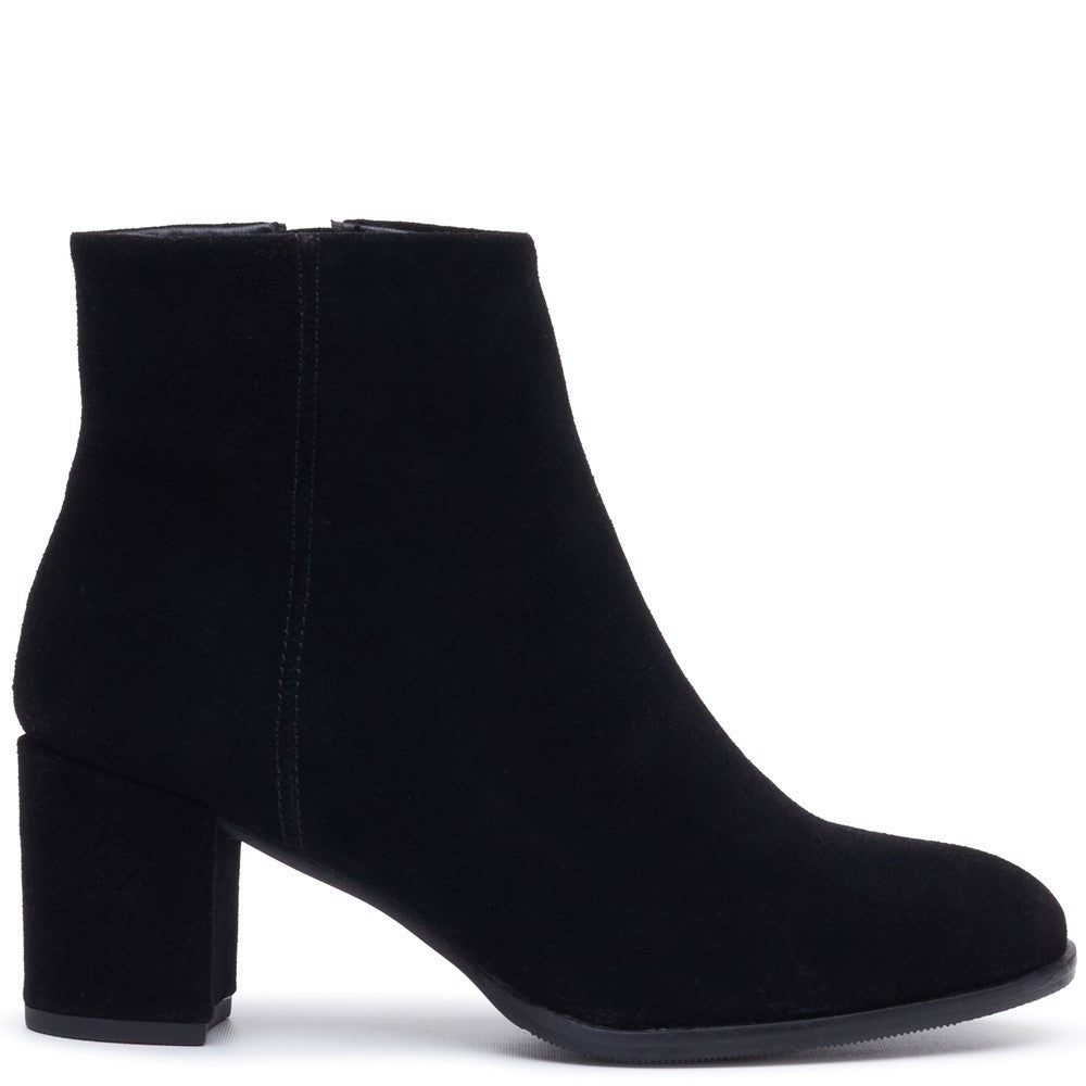 Ladies Ankle Boots Black Hush Puppies CLARIDY SUEDE BOOT